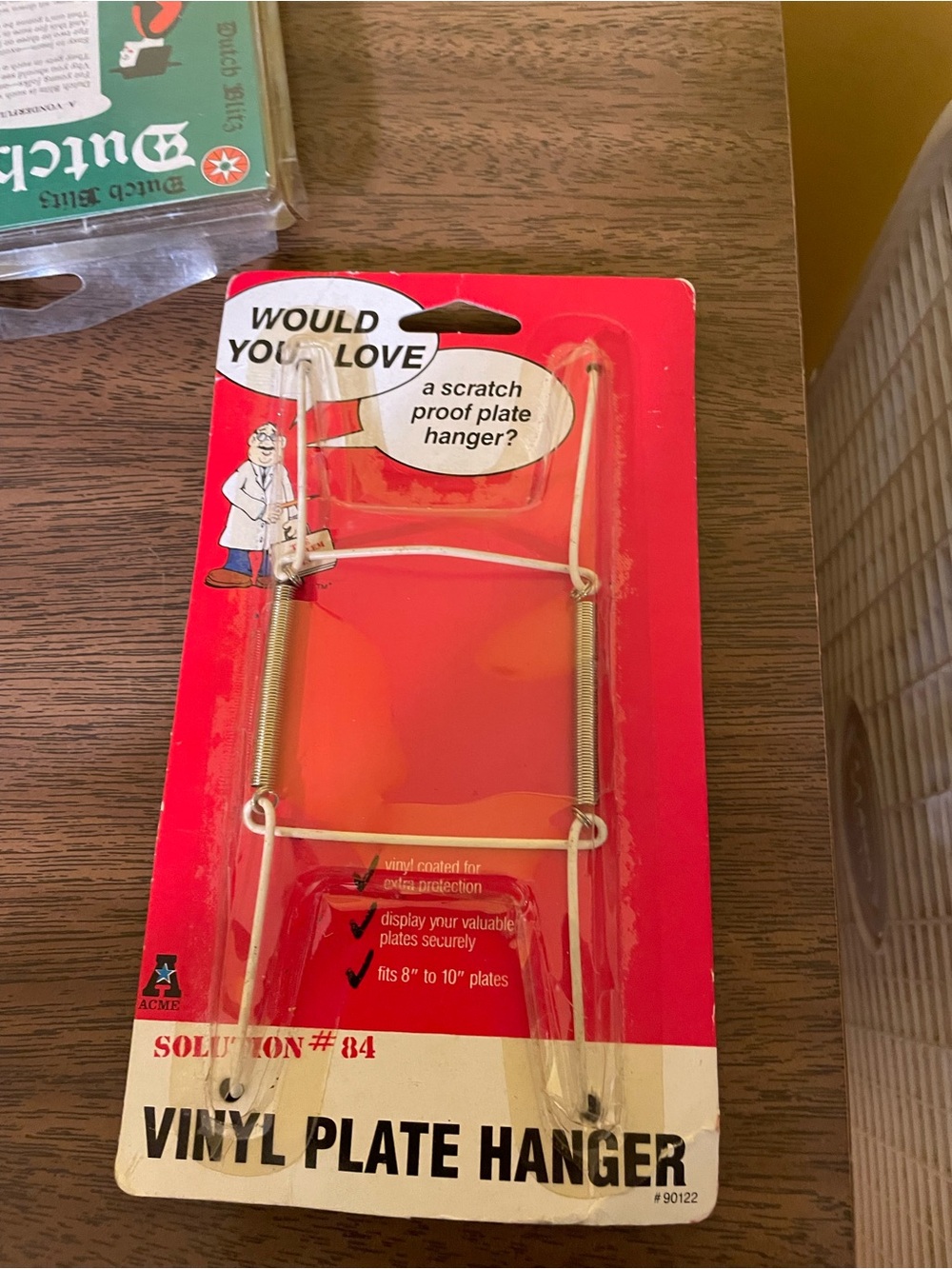 PLATE HANGER